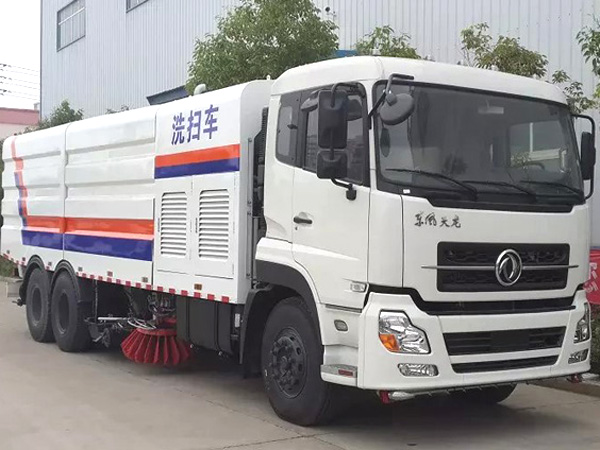 东风天龙大型洗扫车(水箱12方/尘箱10方)
