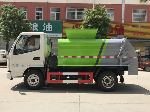 蓝牌餐厨垃圾车(容积3.5立方)